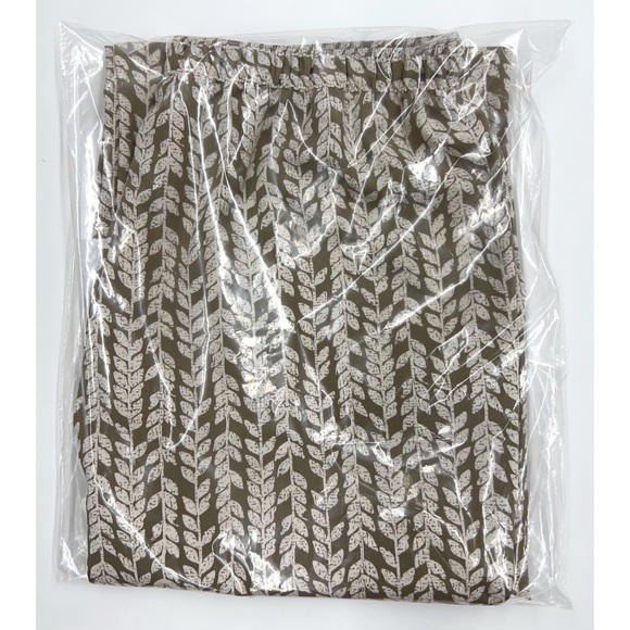Coldwater Creek Light Brown and Cream Printed Leaves Pull On Pants